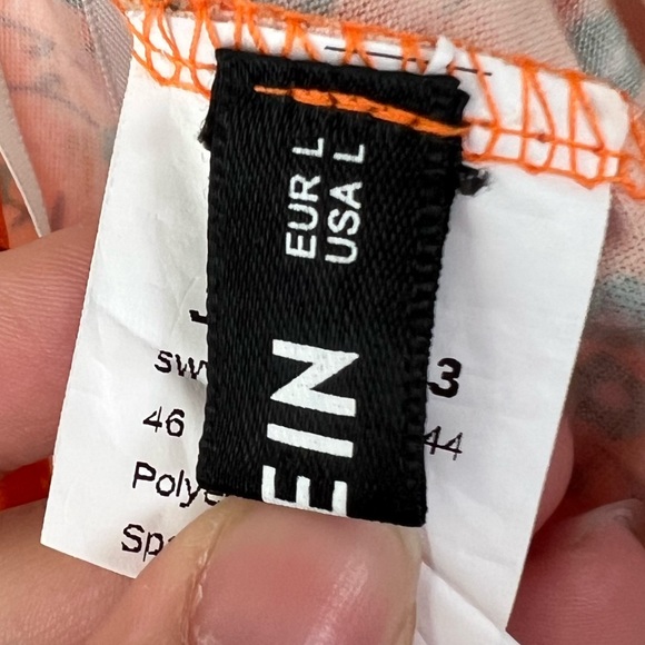 Floral copped halter top, size L - Picture 4 of 6